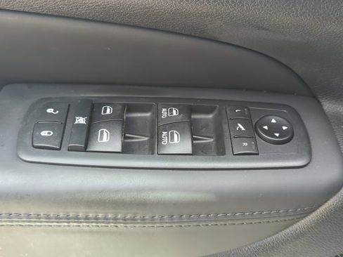Used 2019 Jeep Grand Cherokee High Altitude RWD image 26