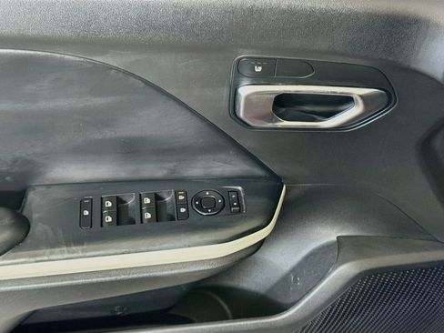 Used 2025 Kia K4 GT-Line w/ GT-Line Sunroof Package FWD image 24