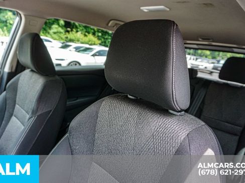 Used 2024 Nissan Rogue SV FWD image 18