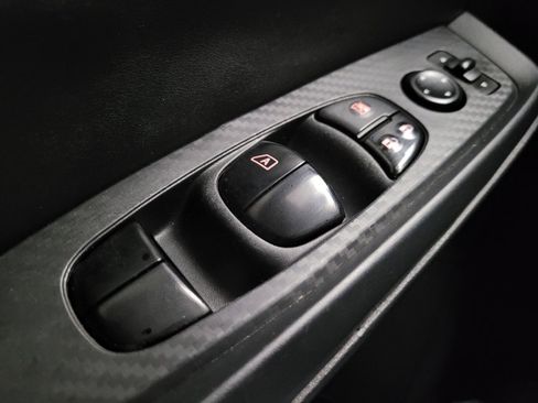 Used 2022 Nissan Sentra SV w/ Lighting Package image 27