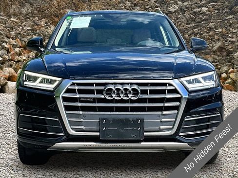 Used 2019 Audi Q5 2.0T Premium Plus w/ Premium Plus Package AWD/4WD image 3