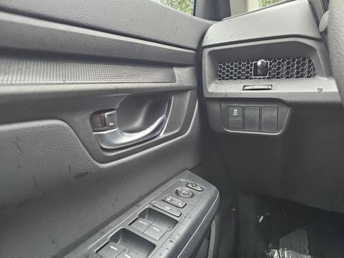 Certified 2025 Honda CR-V LX image 28