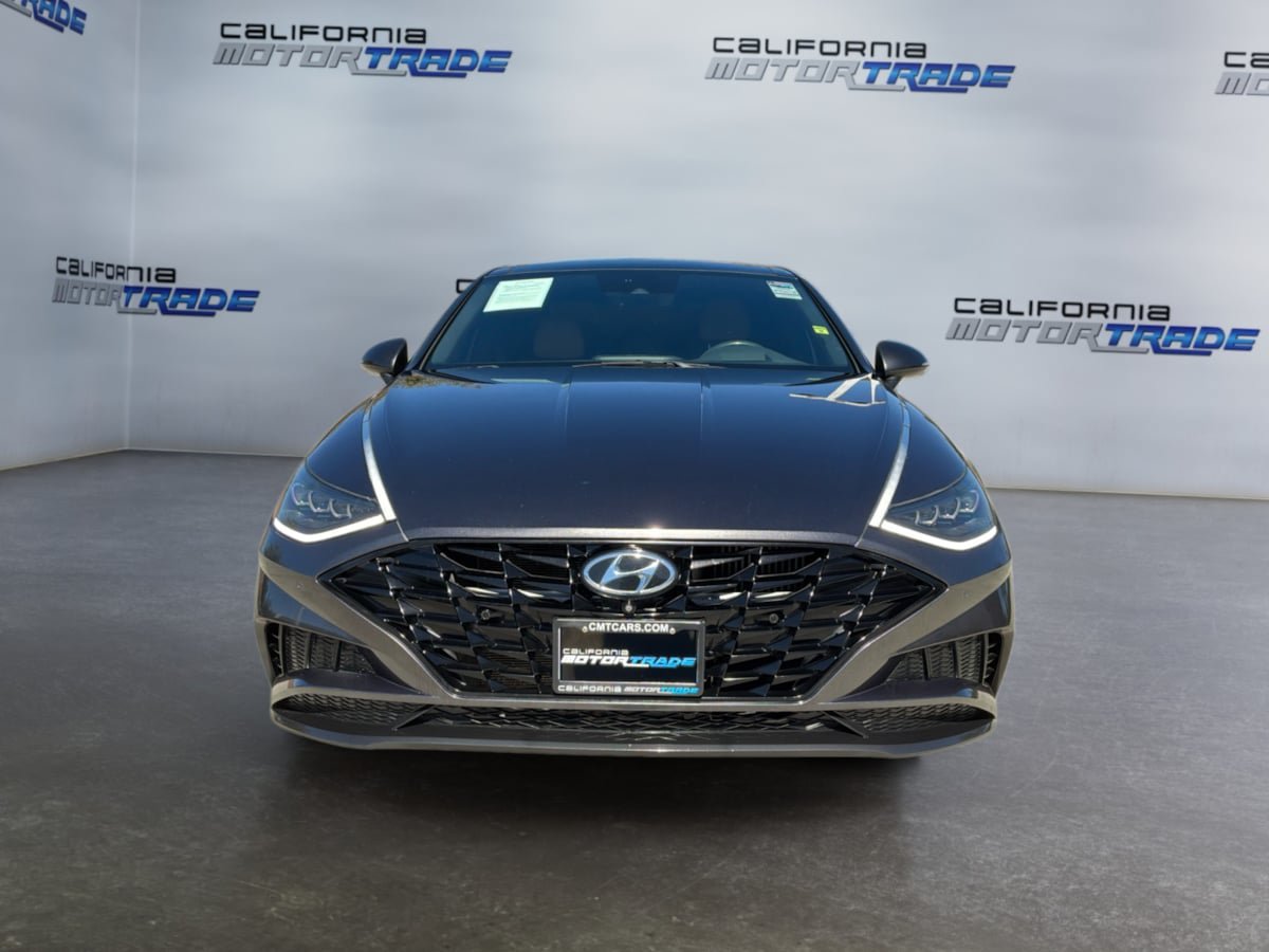 Used 2020 Hyundai Sonata Limited FWD image 2
