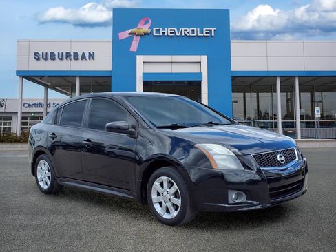 Used 2012 Nissan Sentra 2.0 SR w/ Special Edition Pkg FWD image 3