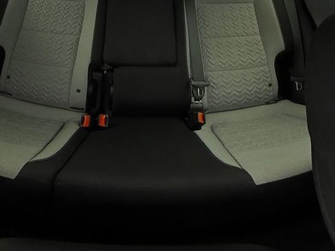Used 2023 Chevrolet Equinox LS FWD image 13