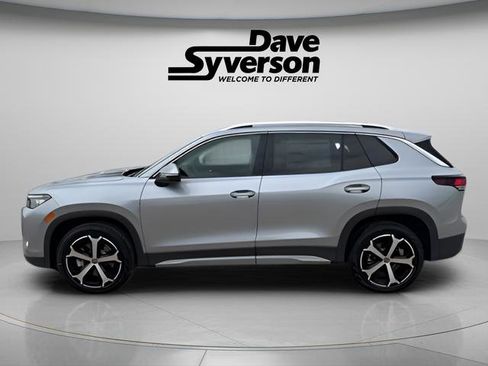 New 2025 Volkswagen Tiguan SE image 2