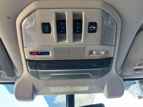 Used 2022 Subaru Ascent Onyx Edition image 20