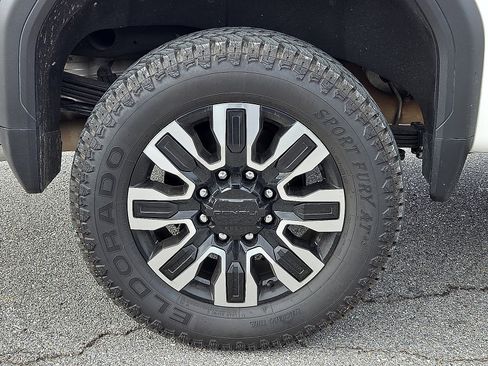 Used 2024 GMC Sierra 2500 Denali Ultimate image 7