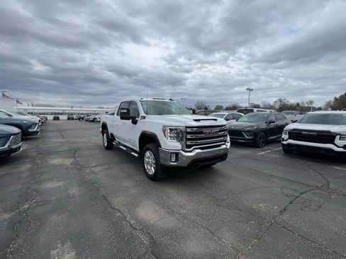 Certified 2023 GMC Sierra 2500 SLE w/ SLE Convenience Package AWD/4WD image 3