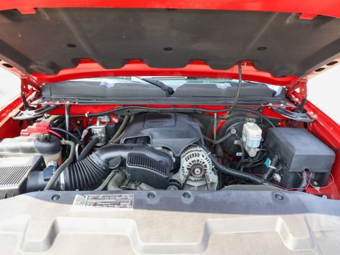 Used 2011 Chevrolet Silverado 1500 LT AWD/4WD image 30