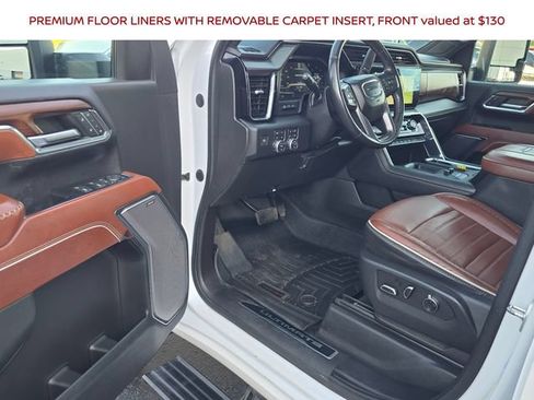Used 2024 GMC Sierra 2500 Denali Ultimate AWD/4WD image 9