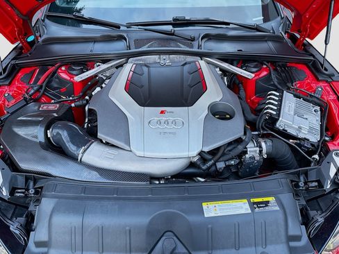 Used 2018 Audi RS 5 w/ Dynamic Package image 31