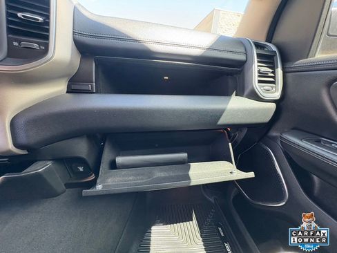 Used 2019 RAM 1500 Laramie AWD/4WD image 25