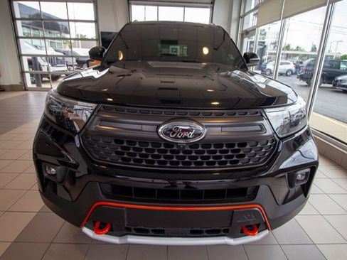 Used 2023 Ford Explorer Timberline w/ Timberline Technology Package image 3