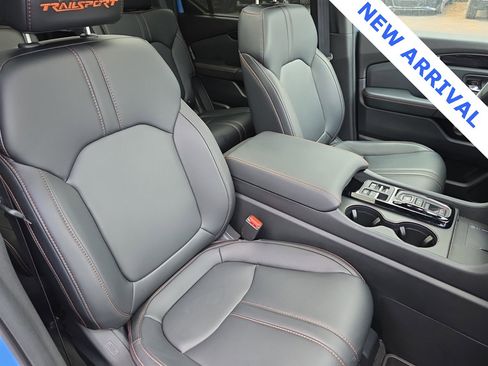 Used 2025 Honda Pilot TrailSport image 45