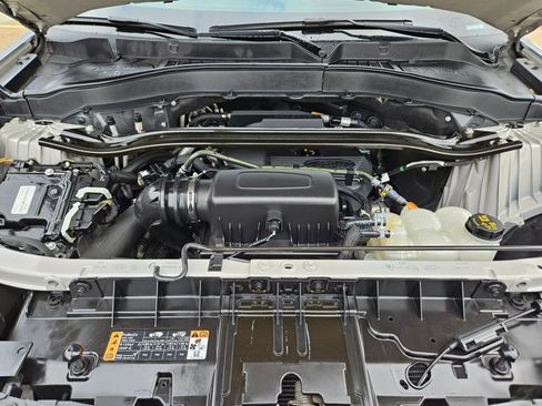 Used 2020 Ford Explorer Limited image 25