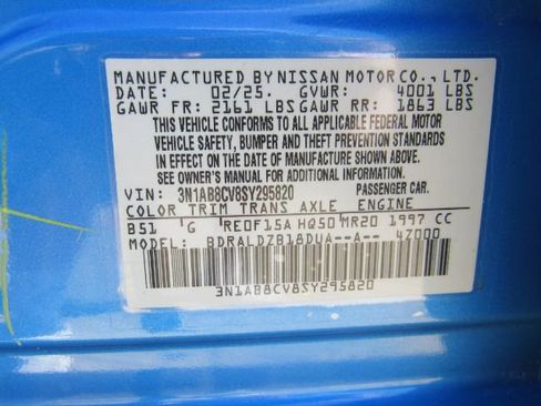 Used 2025 Nissan Sentra SV image 52