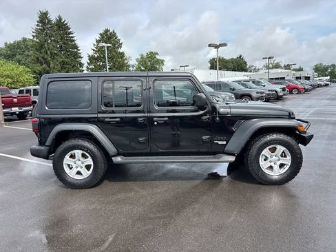 Used 2021 Jeep Wrangler Unlimited Sport AWD/4WD image 26