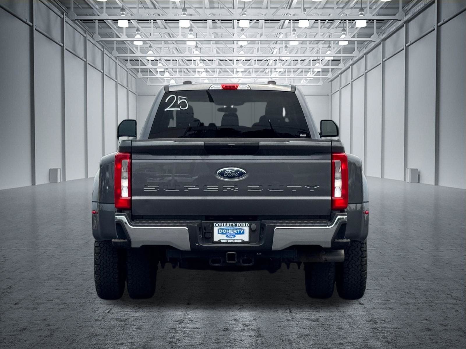 Used 2024 Ford F350 XLT AWD/4WD image 15