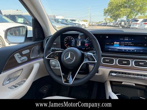 Certified 2026 Mercedes-Benz GLE 450 4MATIC image 17