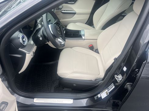 Certified 2026 Mercedes-Benz C 300 4MATIC Sedan image 15