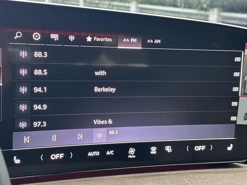 New 2025 Audi Q5 Premium Plus image 17