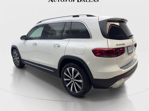 Used 2022 Mercedes-Benz GLB 250 image 9