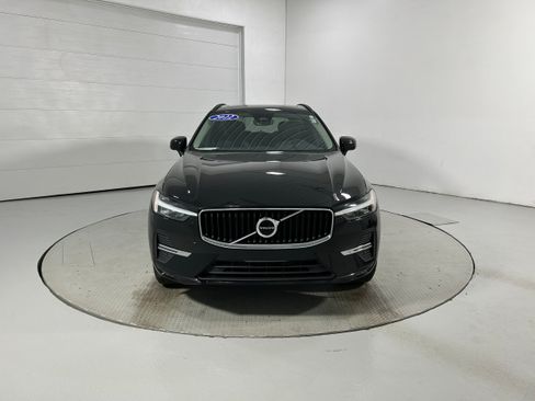 Used 2022 Volvo XC60 B5 Momentum AWD/4WD image 17