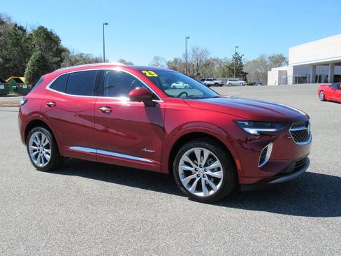 Used 2023 Buick Envision Avenir FWD image 2