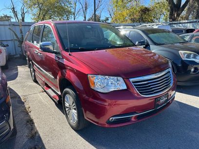 Used 2015 Chrysler Town & Country Touring-L w/ Driver Convenience Group