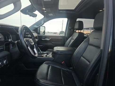 Used 2024 GMC Sierra 2500 Denali w/ Denali Reserve Package image 3