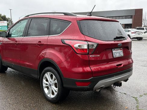 Used 2018 Ford Escape SE w/ SE Sync 3 Package image 7