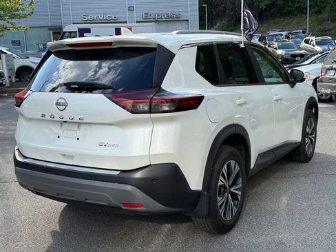 Used 2023 Nissan Rogue SV w/ SV Premium B Package AWD/4WD image 6
