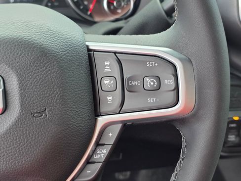 New 2026 RAM 2500 Big Horn AWD/4WD image 18