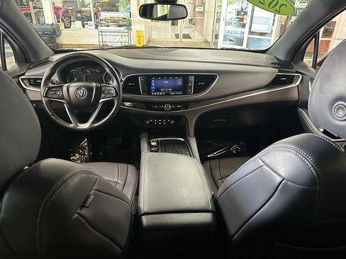Used 2024 Buick Enclave Essence w/ Sport Touring Edition FWD image 11