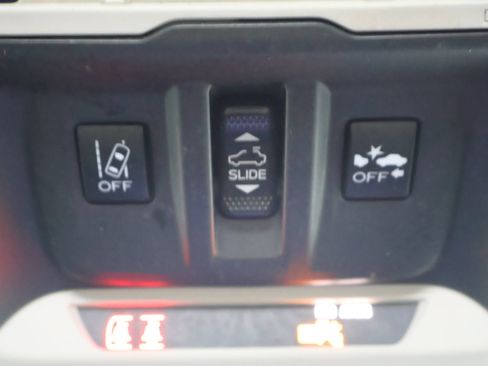 Used 2024 Subaru Forester Premium AWD/4WD image 43