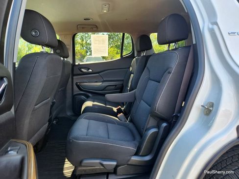 Used 2021 GMC Acadia SLE image 50