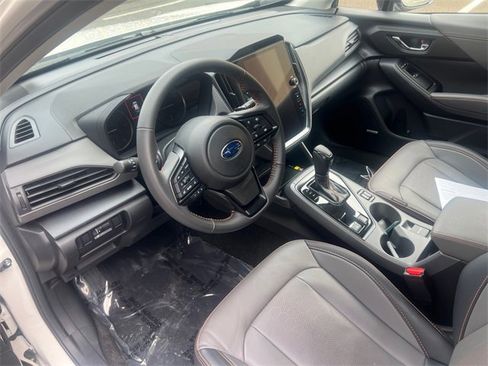 Used 2025 Subaru Crosstrek 2.5i Limited w/ Crosstrek Mirror Package image 19