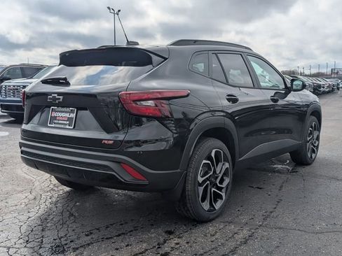 New 2026 Chevrolet Trax RS w/ Sunroof Package image 7