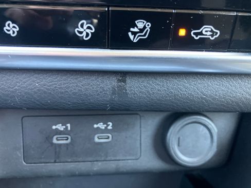 Used 2024 Nissan Rogue SV FWD image 27