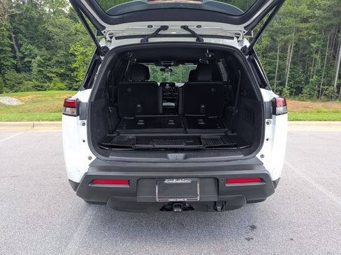 Used 2025 Nissan Pathfinder Rock Creek AWD/4WD image 29