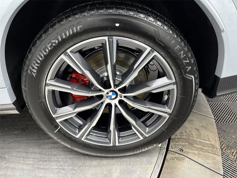 New 2026 BMW X6 xDrive40i image 27