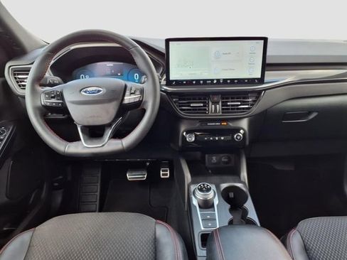 Used 2023 Ford Escape ST-Line Select image 12