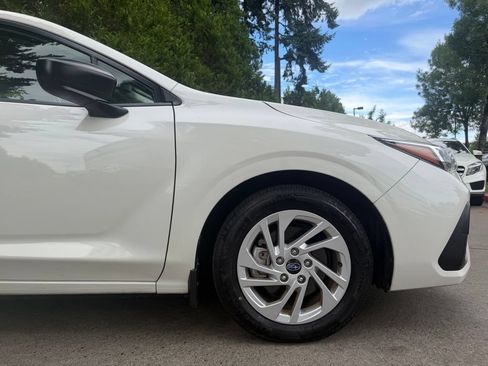 Used 2024 Subaru Impreza 2.0i AWD/4WD image 3
