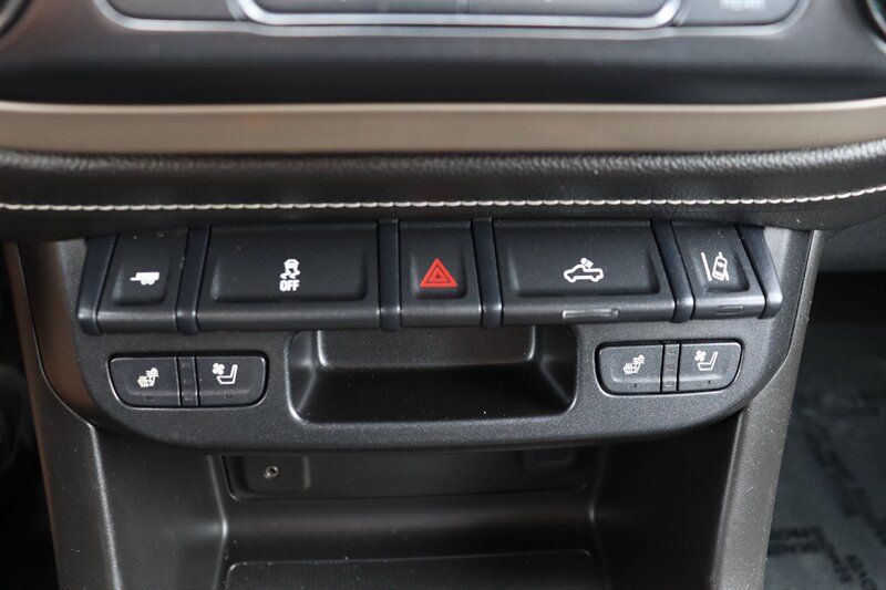 Used 2017 GMC Canyon Denali AWD/4WD image 15
