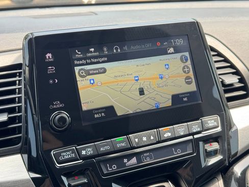 Used 2023 Honda Odyssey Touring image 32
