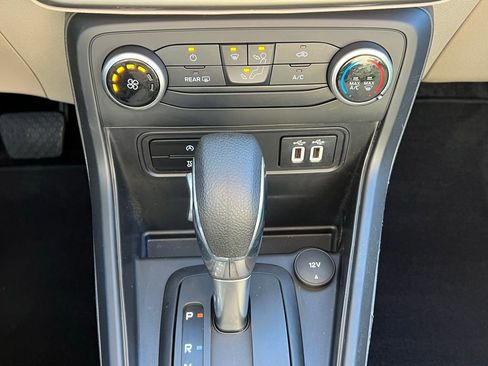 Used 2018 Ford EcoSport S image 28