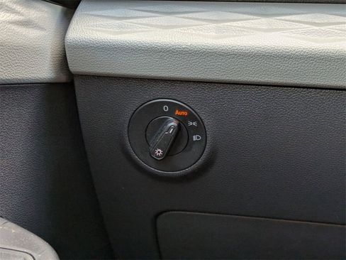 Used 2024 Volkswagen Taos S image 17