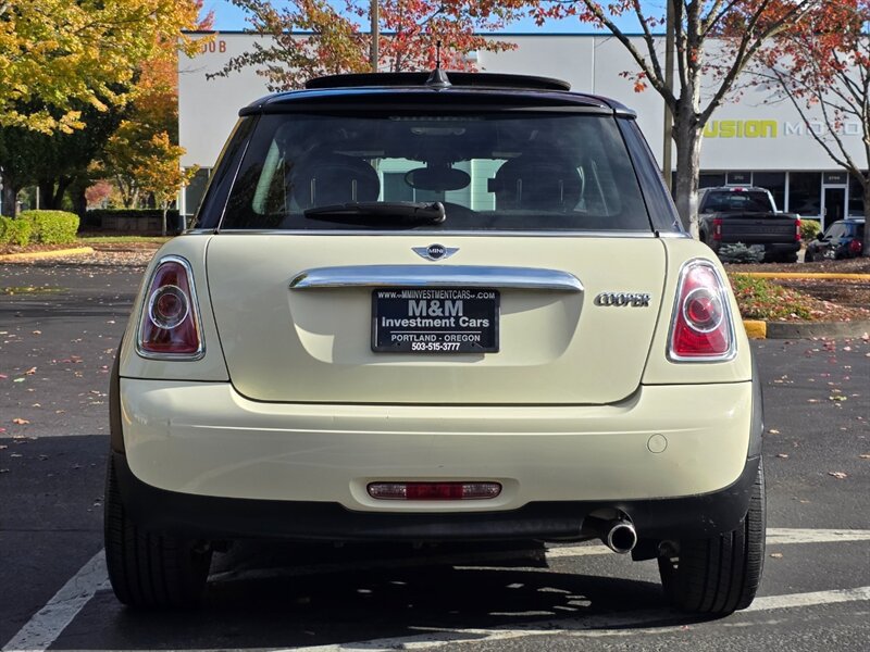 Used 2013 MINI Cooper Hardtop w/ Premium Pkg 2 FWD image 6
