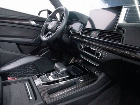 Used 2021 Audi SQ5 Prestige w/ Prestige Package image 30